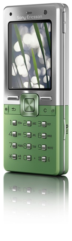 Illustration for article titled Sony Ericsson T650 Packs 3G, 3.2MP Camera Into a Slim Candybar